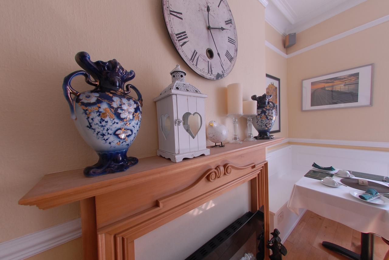 Chiltern Guest House Вітбі Екстер'єр фото
